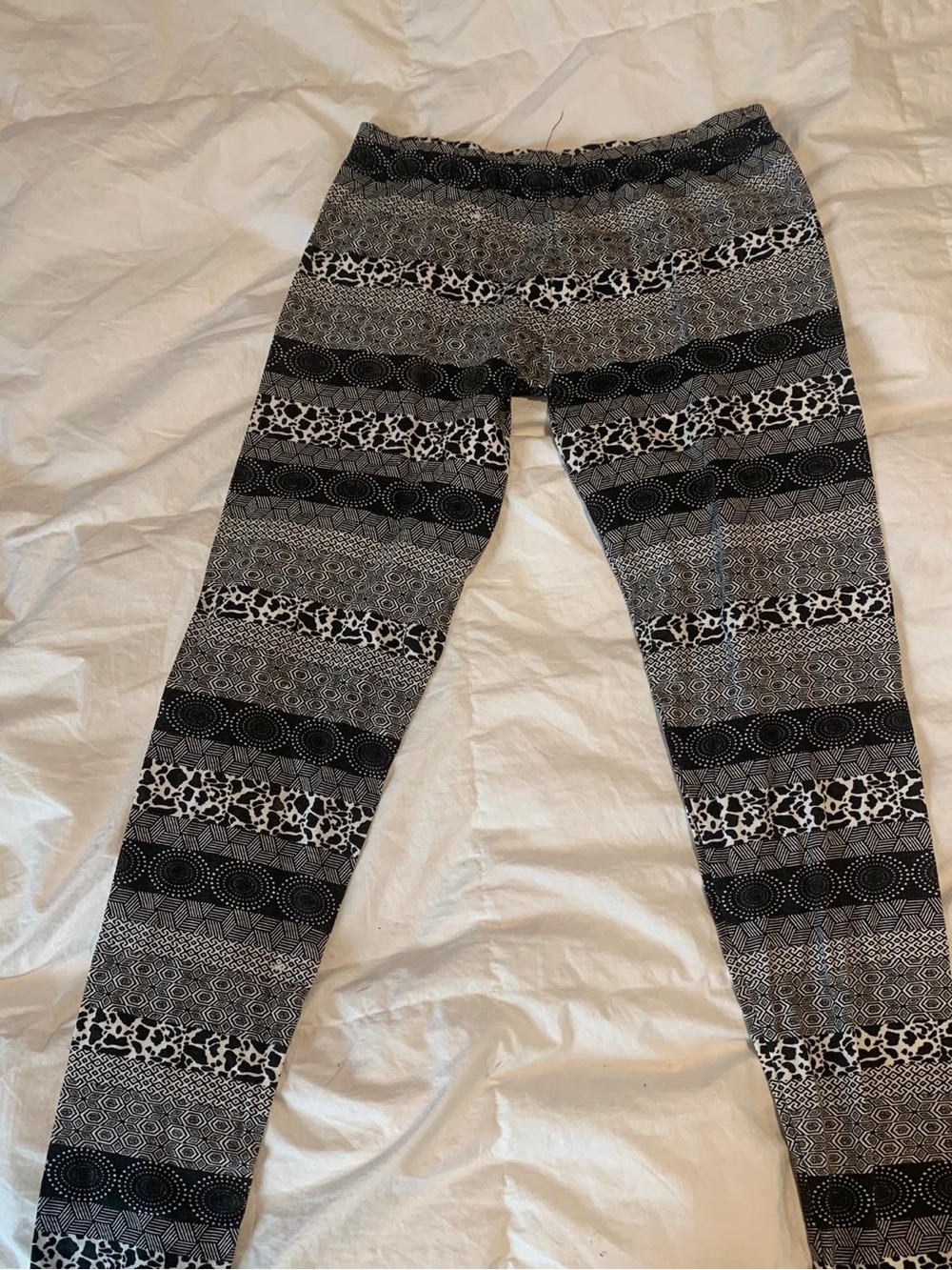 Kids Black & White Patterned Leggings
